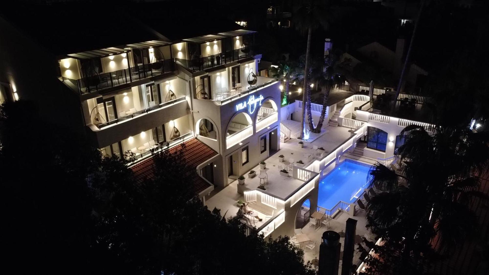 Hotel Vila Hedonija Herceg Novi Exteriér fotografie